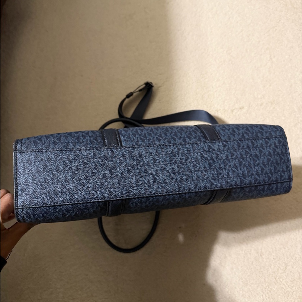 Michael Kors Blue Black Tote Bag - Picture 5 of 9